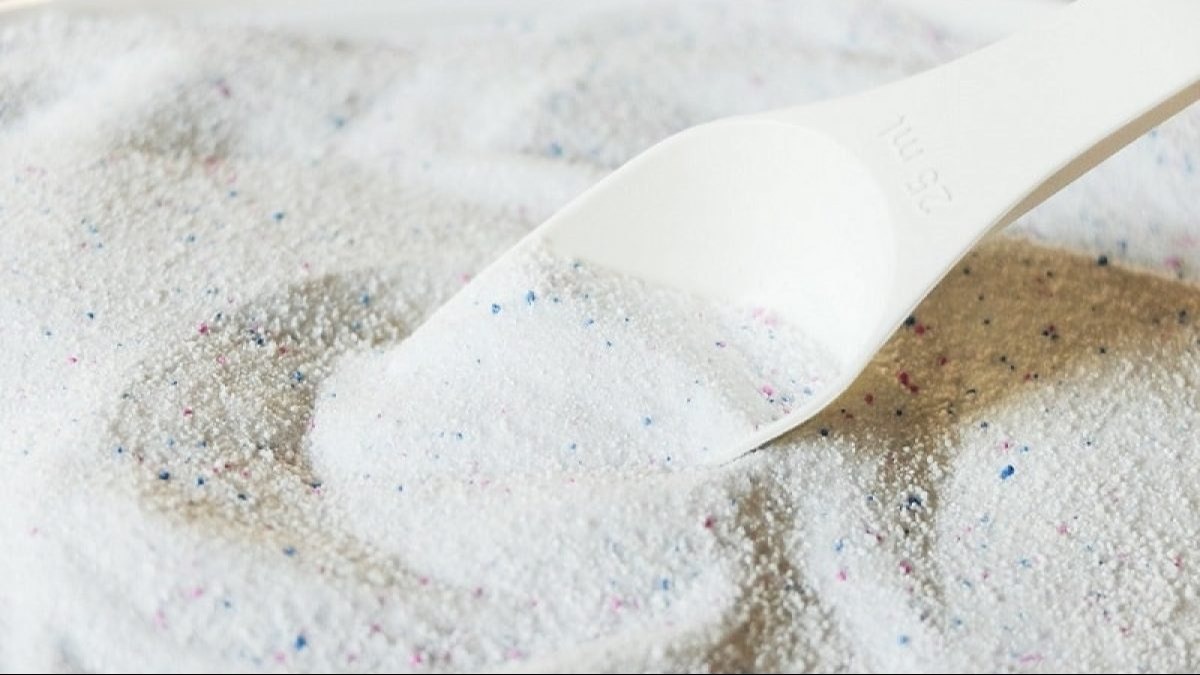 Detergent