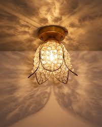 Lighting fixtures