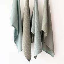 KITCHEN LINEN TOWELS