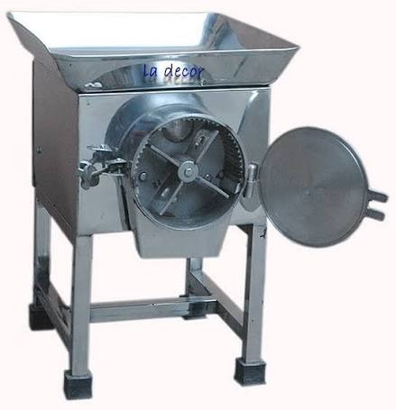 Pulverizer