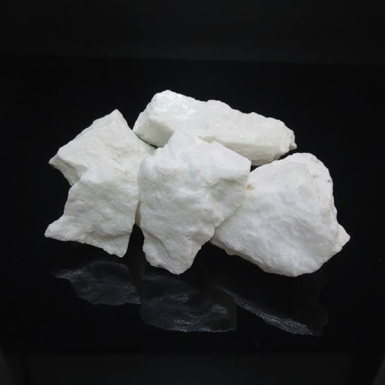 Feldspar Lumps